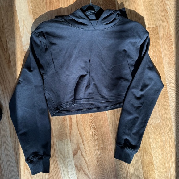 Lululemon cropped all yours hoodie size 4 black - Picture 2 of 5